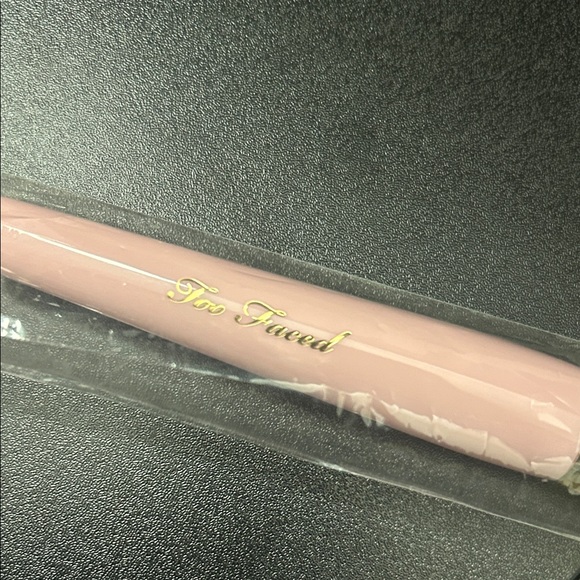 Too Faced Pink and Gold Makeup Brush - Picture 2 of 2